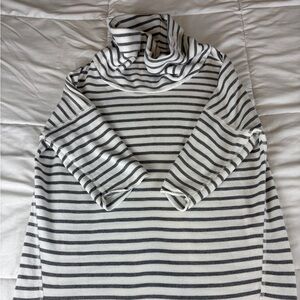 Gap Women’s Striped Cowl Neck Sweatshirt Small Gray White Pullover Top